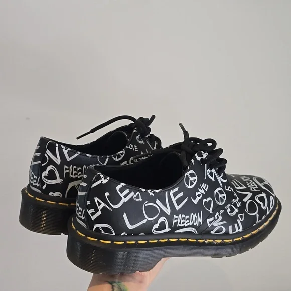 Dr.Martens 1461 Script Peace Love Freedom Black Oxford Shoes - Picture 5 of 11